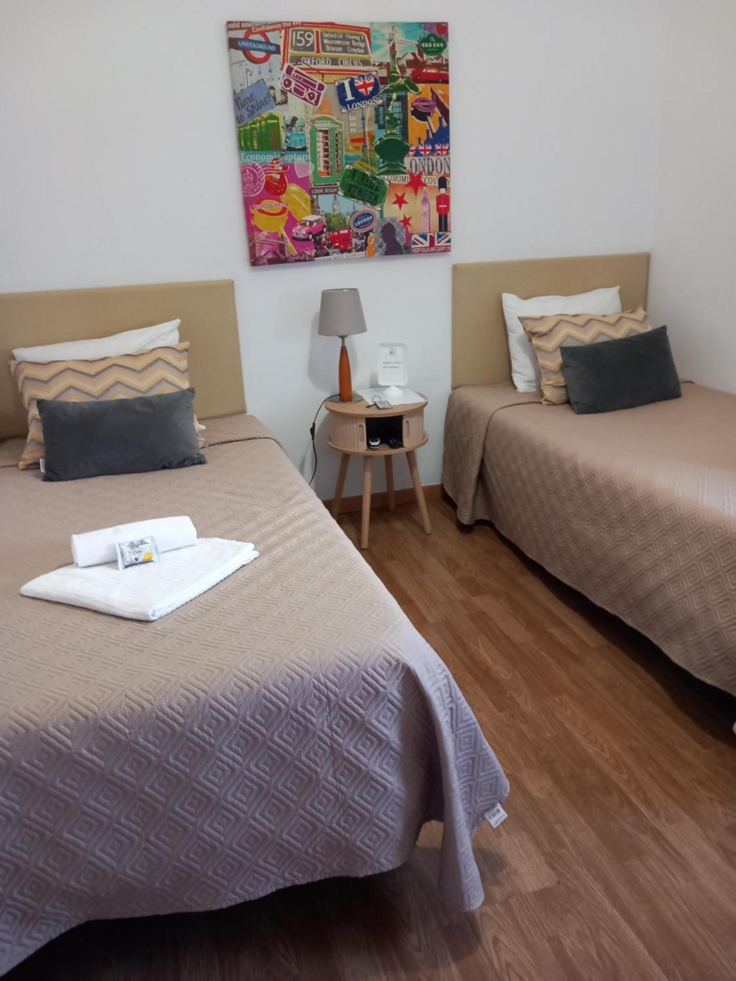Guest House Guerra Junqueiro Lisbon Exterior photo